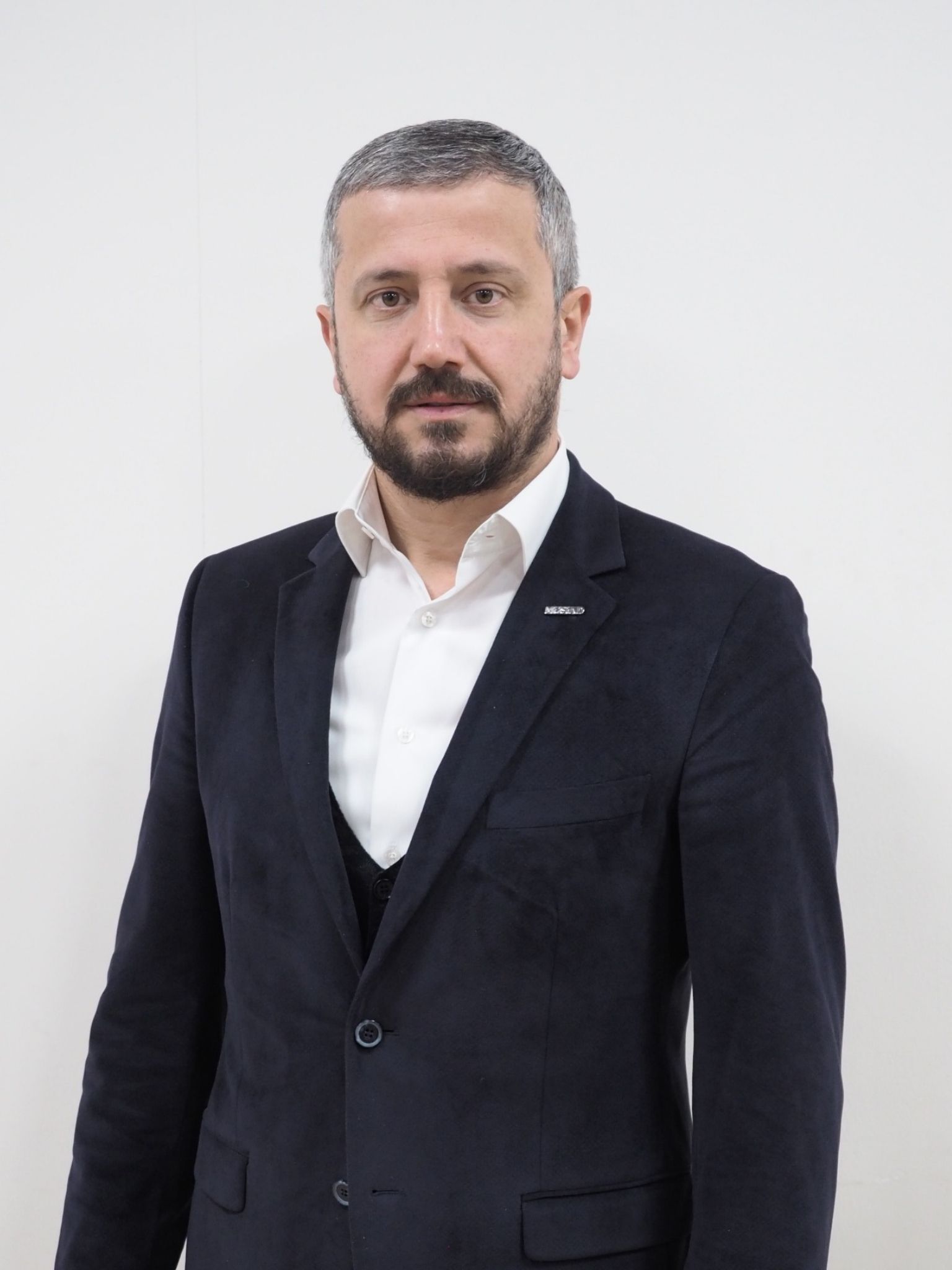 COŞKUN KARAKADILAR